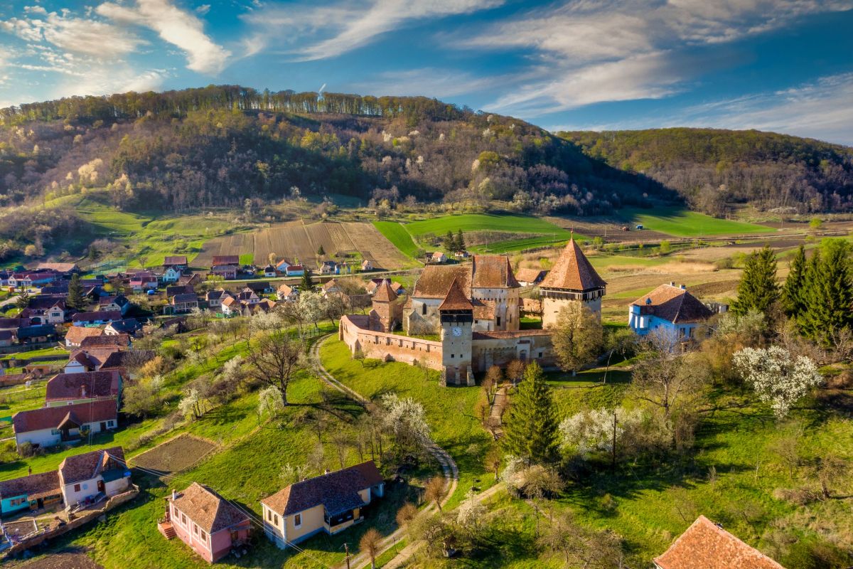 Premiile Europene pentru Patrimoniu, acordate restaurării Bisericii Evanghelice Săsești din Alma Vii și Bisericii Sfântul Mihail din Cluj-Napoca