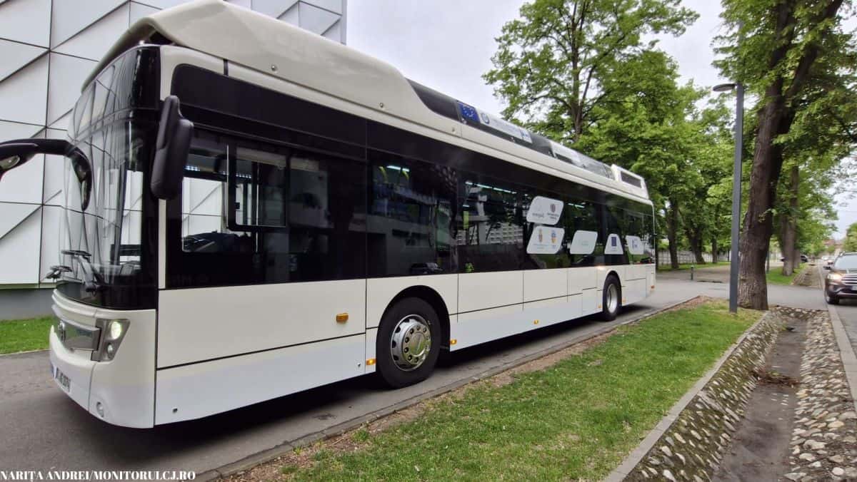 Autobuz cu hidrogen testat pe străzile Clujului | Monitorul de Cluj