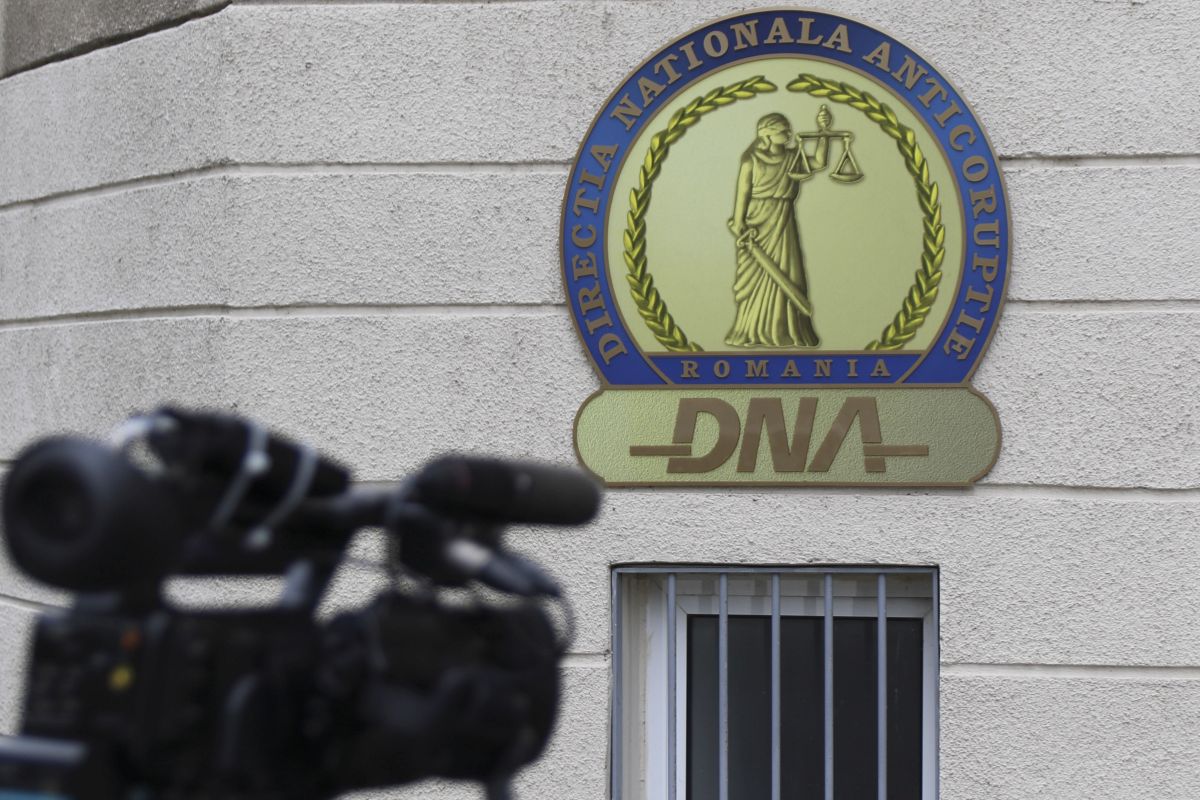 DNA efectuează percheziţii în Capitală și Constanţa într-un dosar de corupţie, în colaborare cu autoritățile din SUA