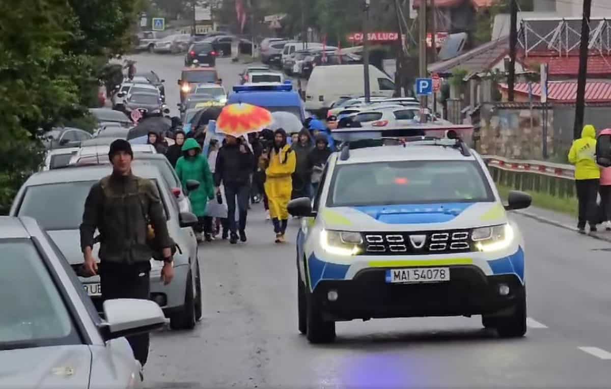Marş în memoria celor doi tineri ucişi în accidentul de la 2 Mai