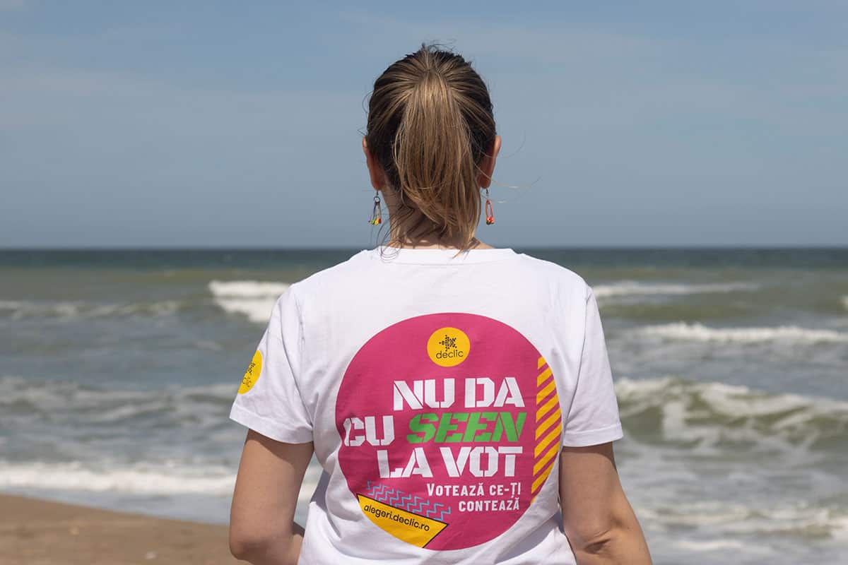Site-ul unde tinerii pot afla pe cine votează a fost lansat de către comunitatea Declic: alegeri.declic.ro.