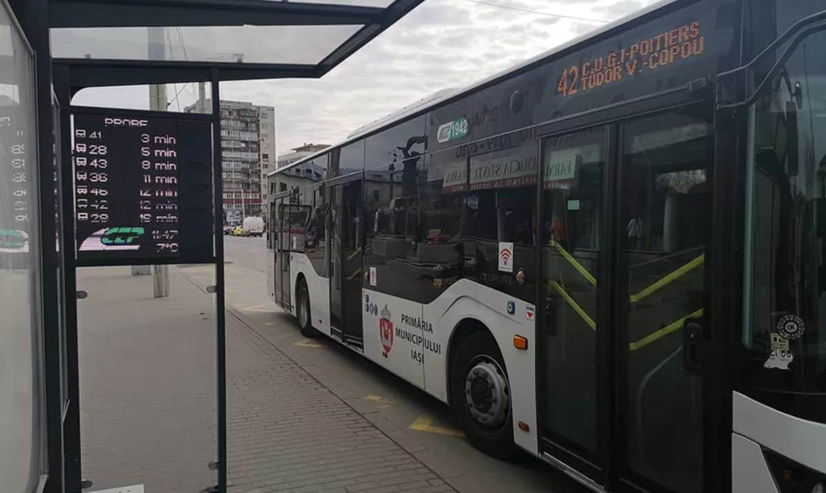 Bonusuri uriașe pentru „performanțe” la Compania de Transport Iași. Datoriile societății au crescut vertiginos | Ziarul de Iași
