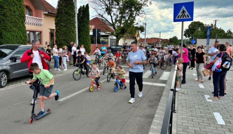Cum au sărbătorit copiii din Beiuș 1 Iunie, Ziua Internațională a Copilului? În acest an, copiii au avut parte de un program variat, care i-a încântat atât pe micuți, cât și pe părinți și bunici.
