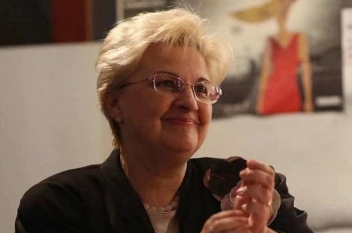 Știri și dureri de cap. Raportul Digital News pe 2024 lansat recent de Reuters Institute dezvăluie schimbările structurale ale industriei media în epoca algoritmilor și a Inteligenței Artificiale.