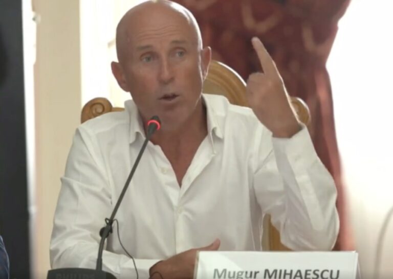 PROFIL DE CANDIDAT. Nici dacă învie Brătianu? Crin Antonescu s-a întors și candidează la președinție - 