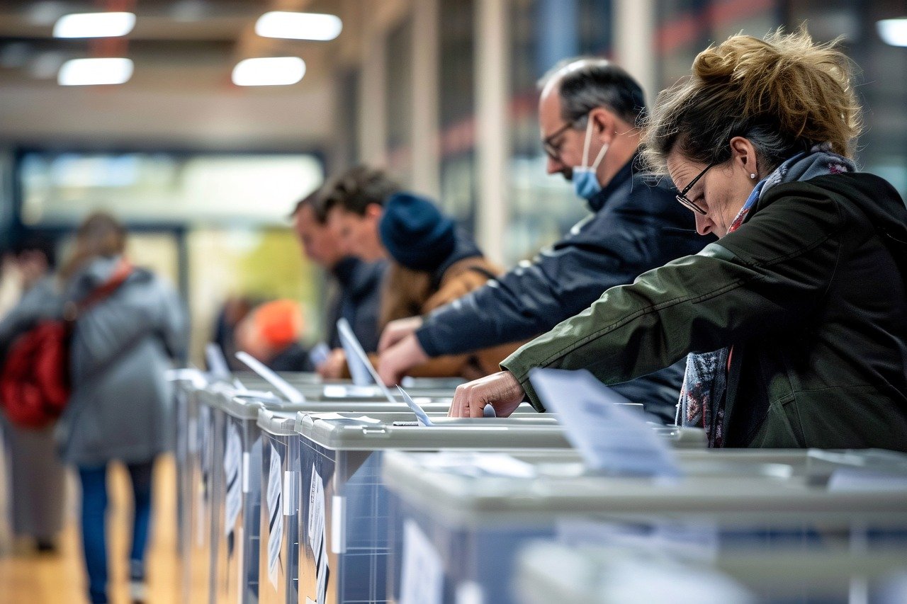 Cât de corect este procesul democratic din România. Ce spun reprezentanții Asociației Mișcarea Sinergistă din Timișoara.