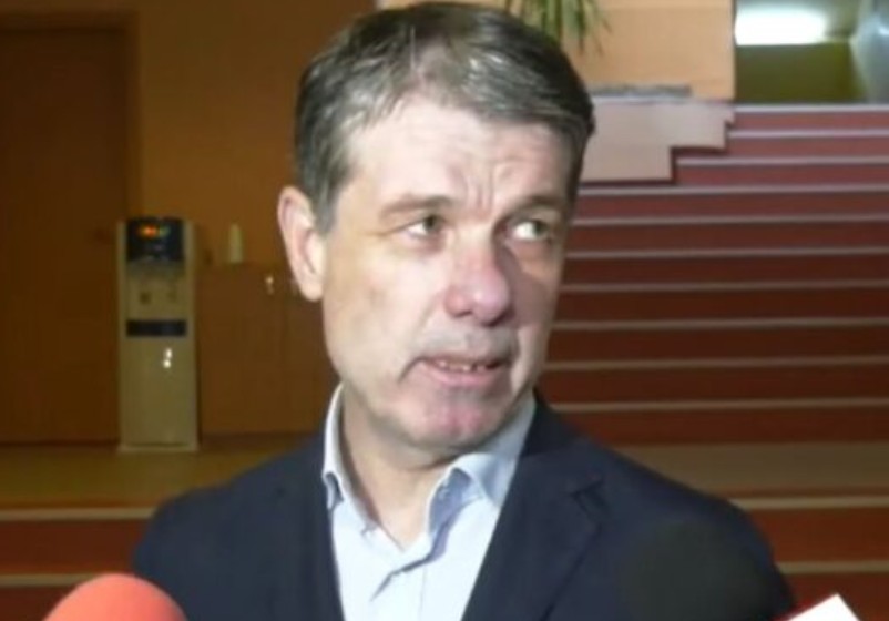 Candidatul PSD-PNL la Primăria Brașovului vrea să cenzureze cultura, fiind deranjat de modul în care se exprimă artistic anumiți artiști români. Scripcaru anunță că „valorile bolnăvicioase” vor fi interzise.