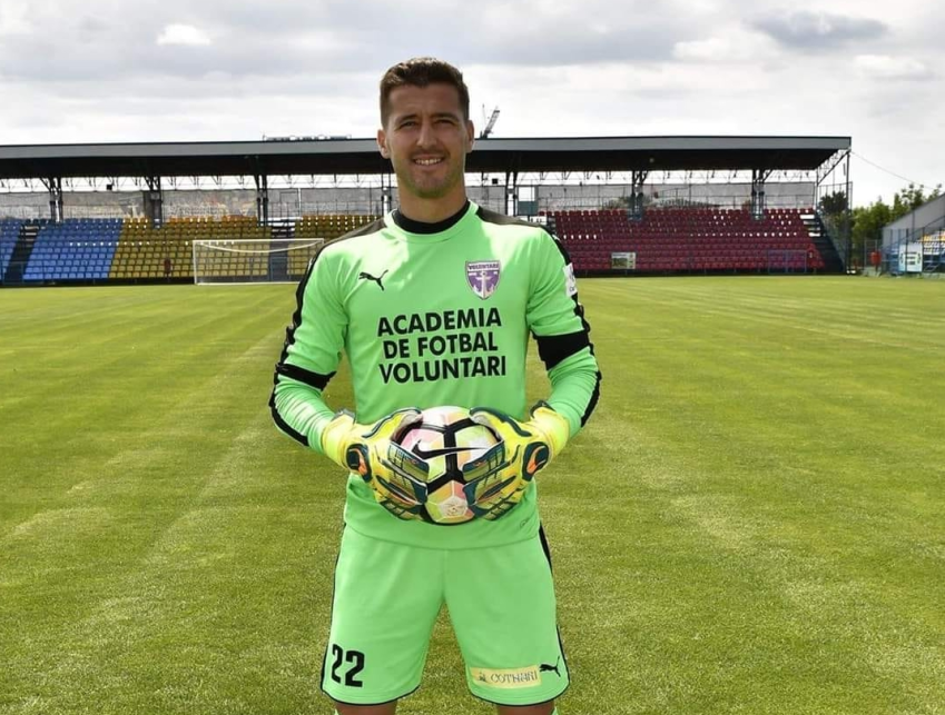 Un fotbalist de la Unirea Ungheni, pasionat de uciderea pisicilor