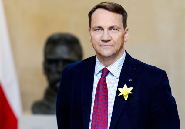 Polonia cere dreptul de a doborî rachetele rusești înainte ca acestea să intre în spațiul său aerian