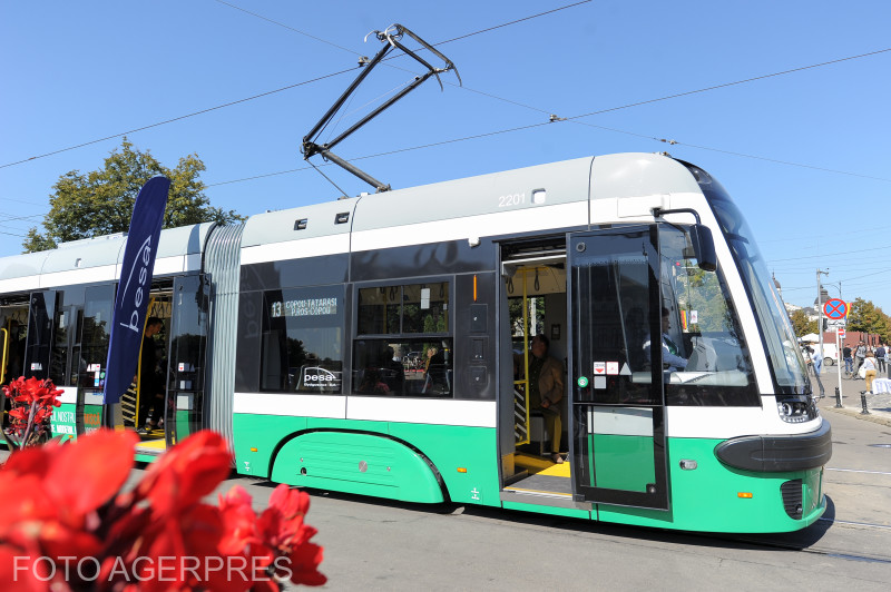 Primele dispozitive acustice pentru nevăzători, instalate de CTP Iași în stațiile de tramvai și autobuz
