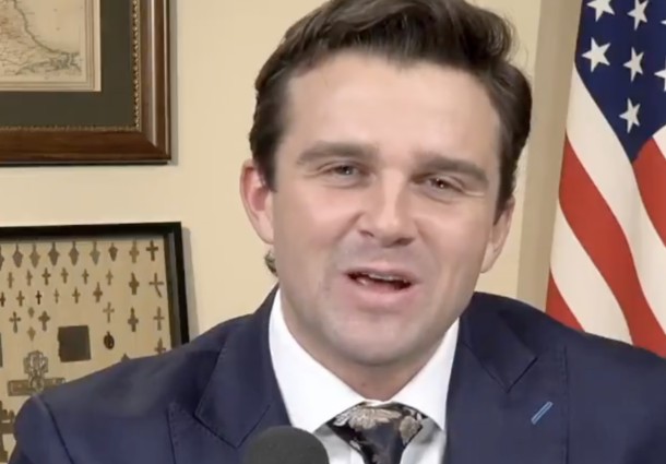 Cine este Jackson Hinkle, americanul care îl sprijină pe Georgescu | Aktual24