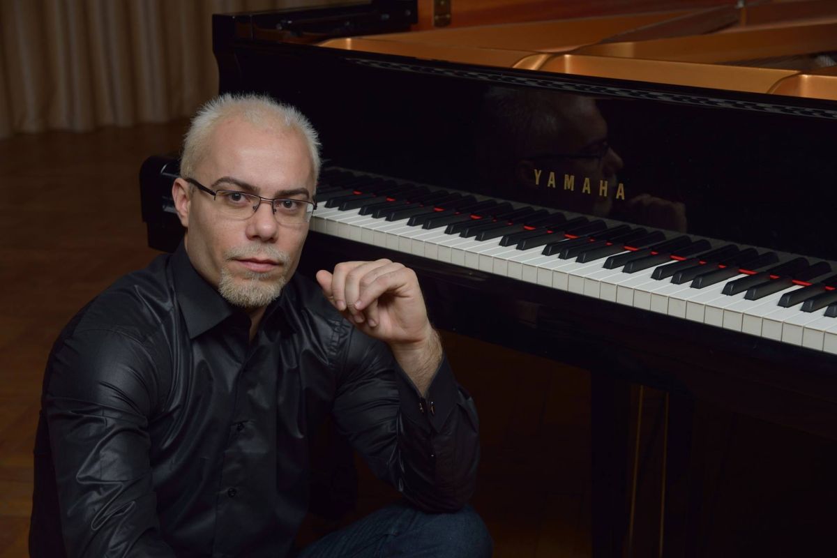 Concert de Crăciun susţinut la Oradea de Thurzo Zoltan, pianistul cu patru recorduri Guinness