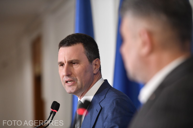 Bugetul pe 2025. Cât vor crește salariile, unde se vor situa inflația și șomajul