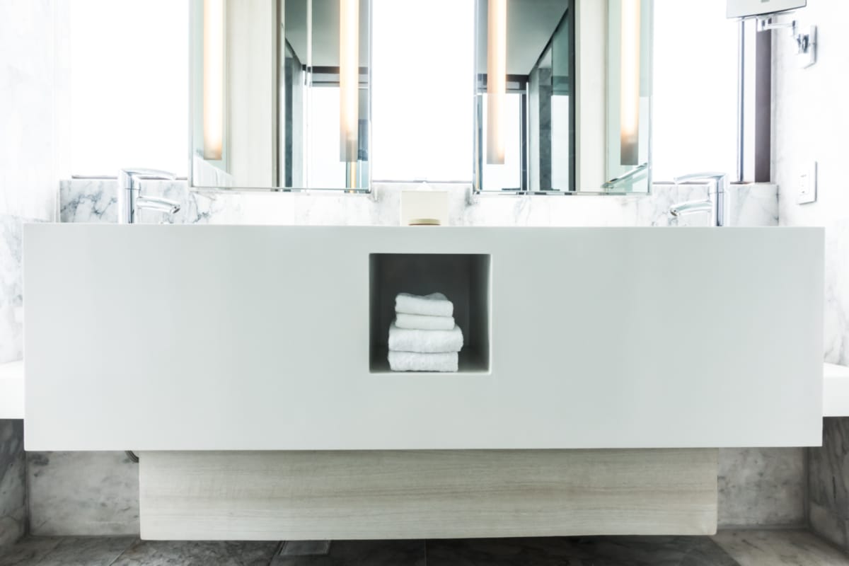 De ce să alegi mobilier de baie suspendat pentru casa ta?