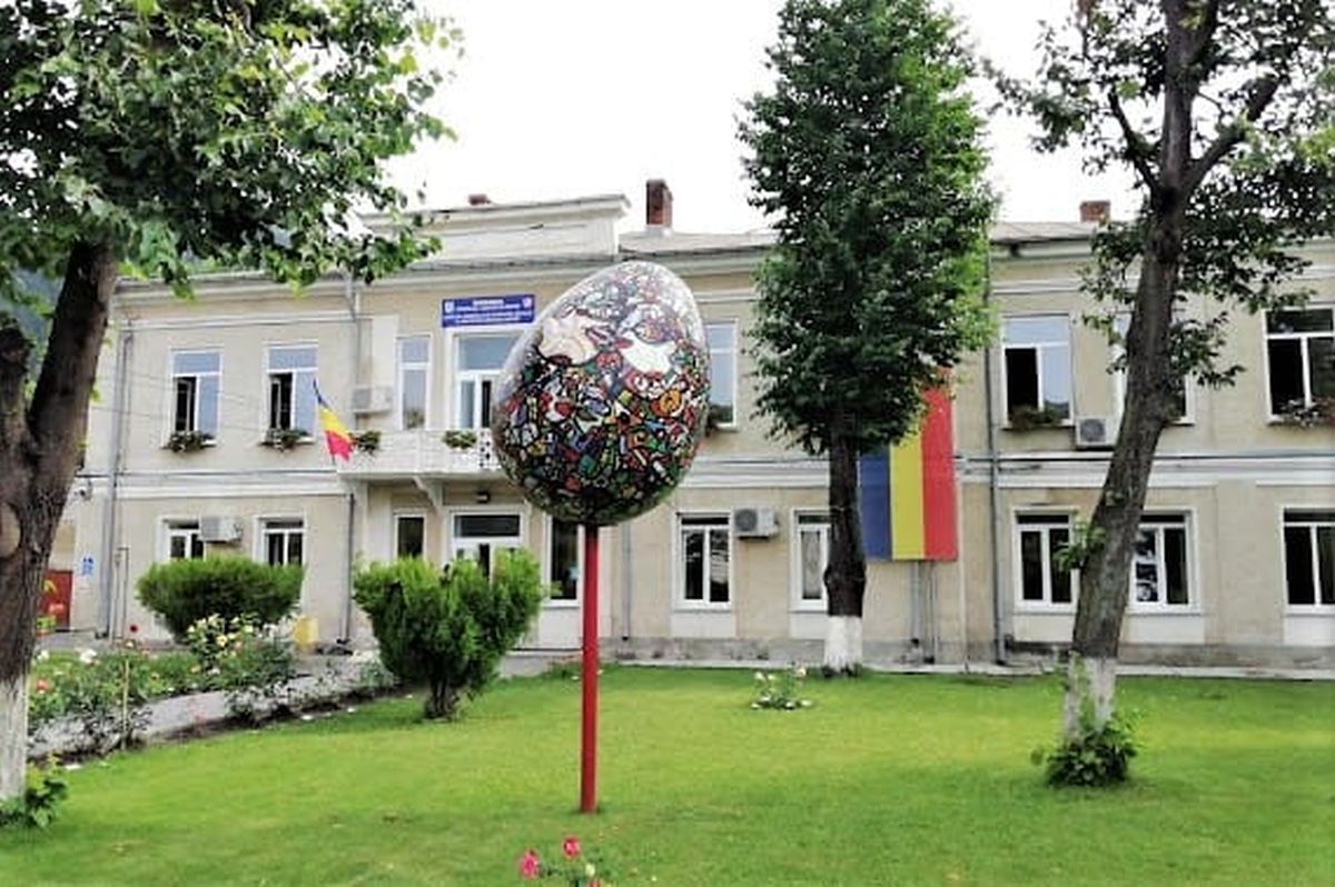 Anchetă a Direcţiei pentru Luptă Antifraudă la DGASPC Neamț. Peste 70 de persoane au fost chemate la audieri