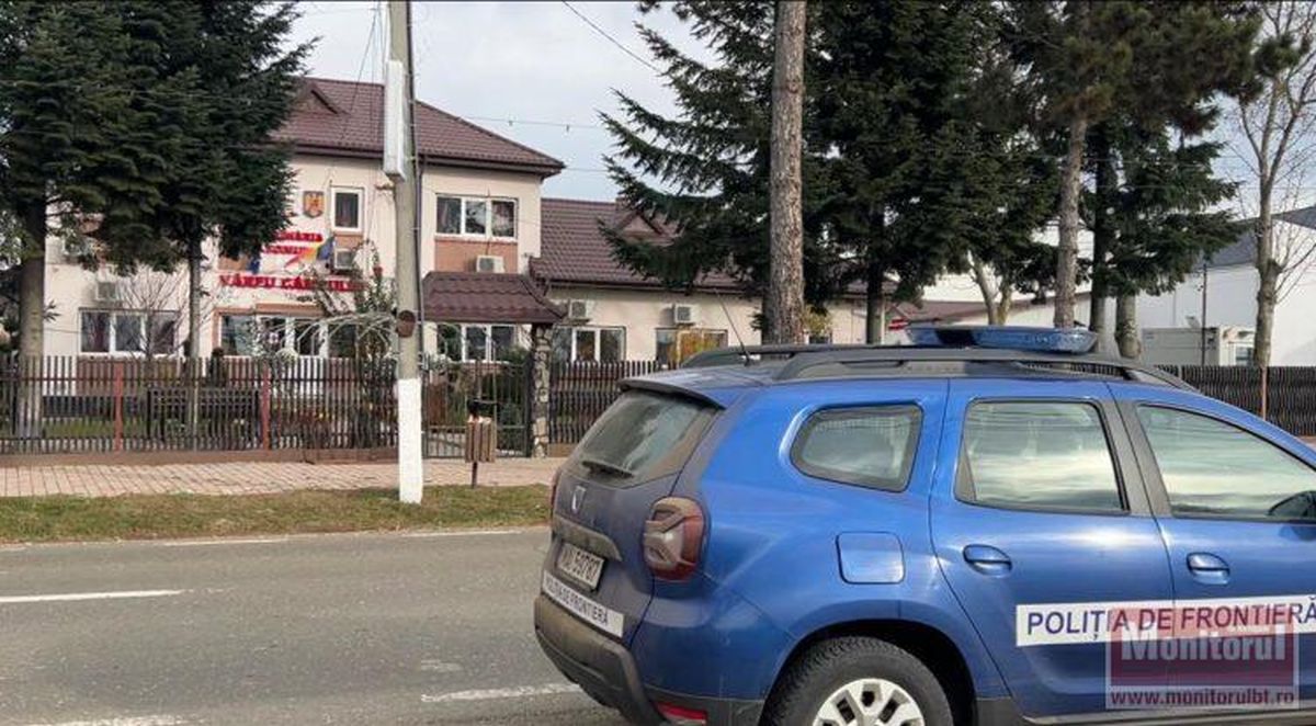 MONITORUL DE BOTOȘANI | Funcționari trimiși în judecată în dosarul cărților de identitate false