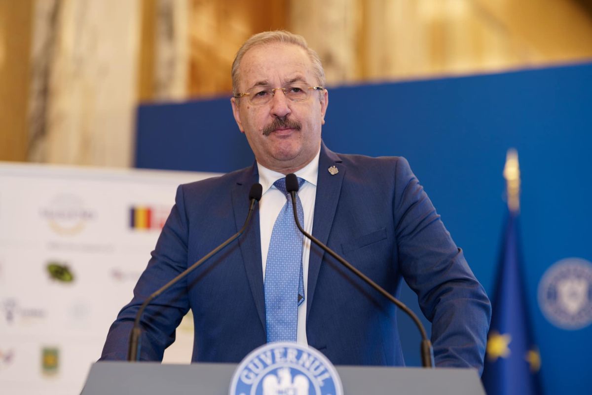 Vasile Dîncu, fost ministru al Apărării: Cel mai important lucru este dezvoltarea industriei românești de apărare, unde nu cum am făcut nimic până acum