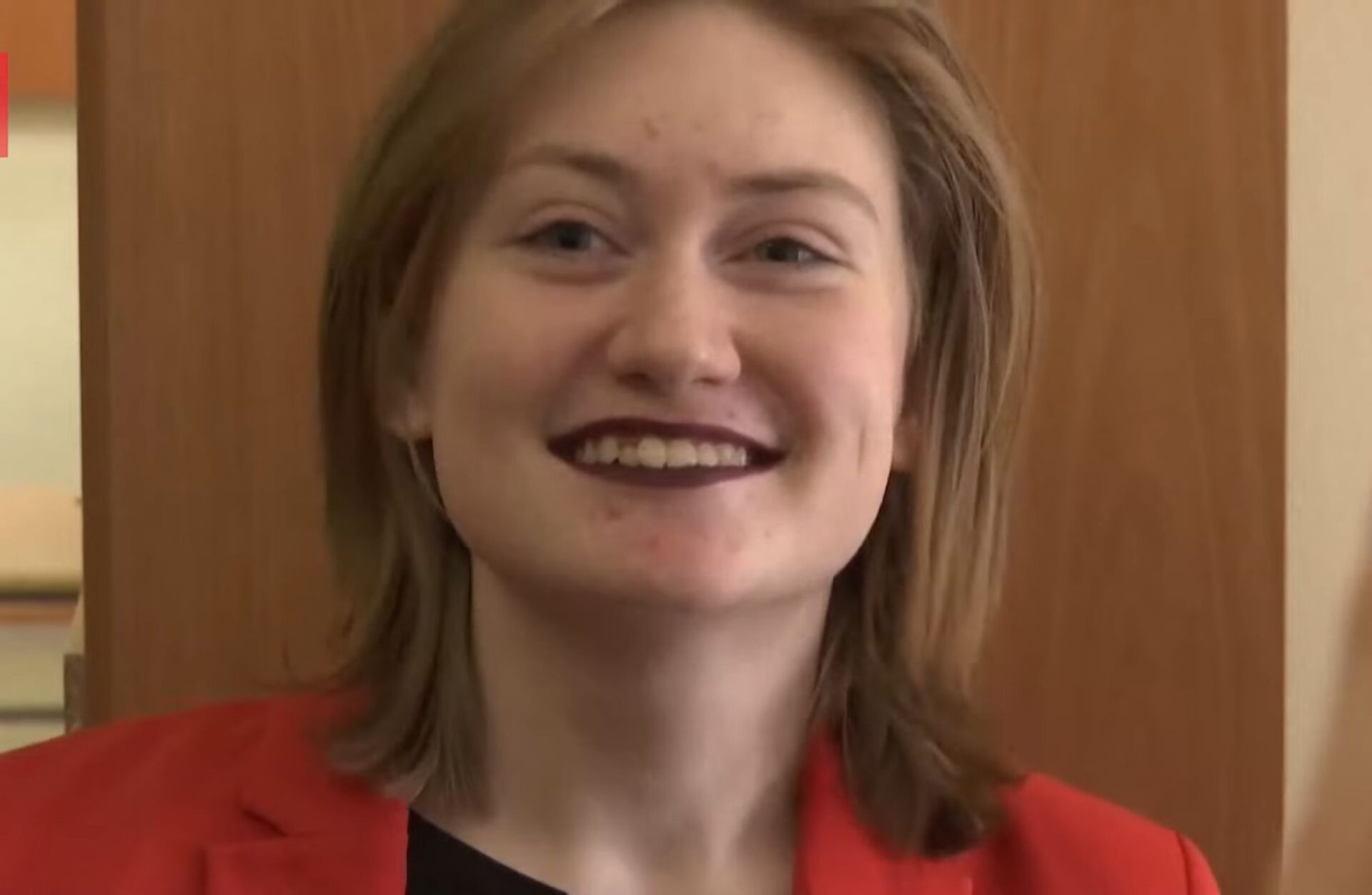 Condamnată pentru poezie și protest. O tânără de 19 ani din Rusia, trimisă la închisoare pentru critici împotriva războiului din Ucraina