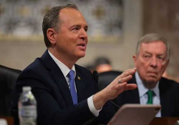 Senator american cere Congresului să investigheze dacă Trump a manipulat piața, după ce fiul său a câștigat 415 milioane în 2 ore