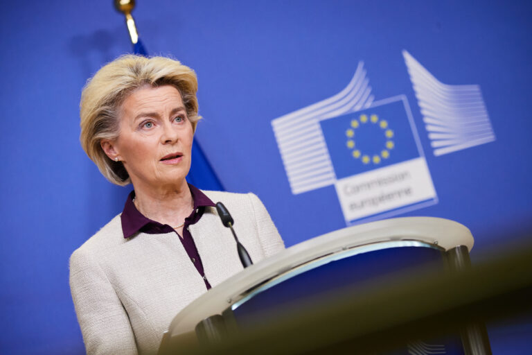 Ursula von der Leyen: „Europa este pregătită să negocieze cu SUA”