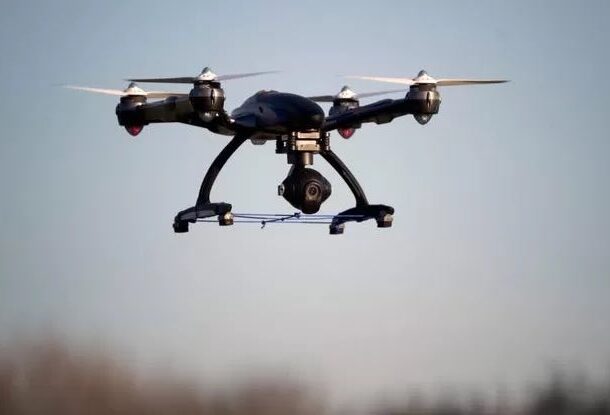 AKTUAL24 | Ucraina, o nouă performanță în războiul dronelor. Tehnologia de fibră optică face dronele imune la bruiajul rusesc