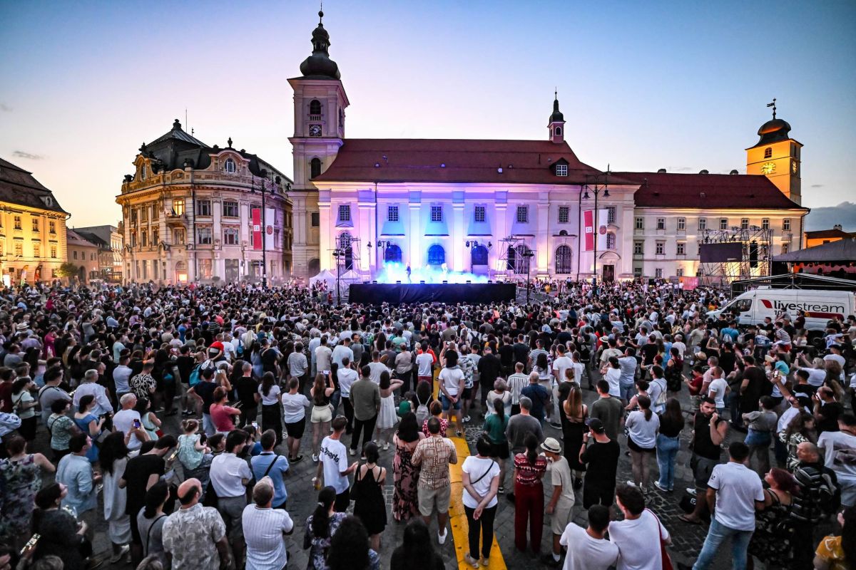 Record de bilete vândute în primele minute la Festivalul Internaţional de Teatru de la Sibiu. Spectacolul cu Bill Murray, sold out