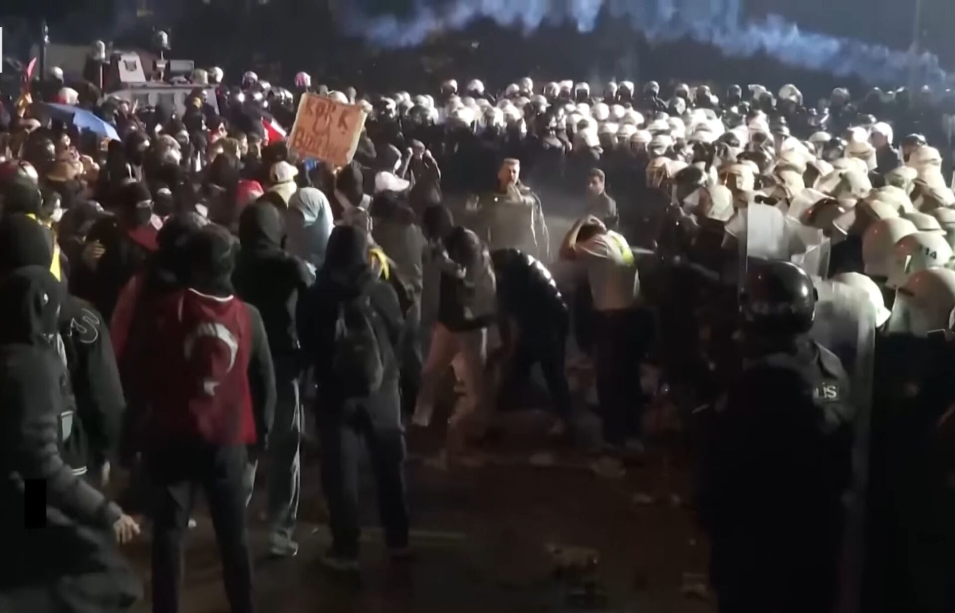 Proces deschis la Istanbul pentru aproape 200 de persoane arestate după protestele anti-guvernamentale