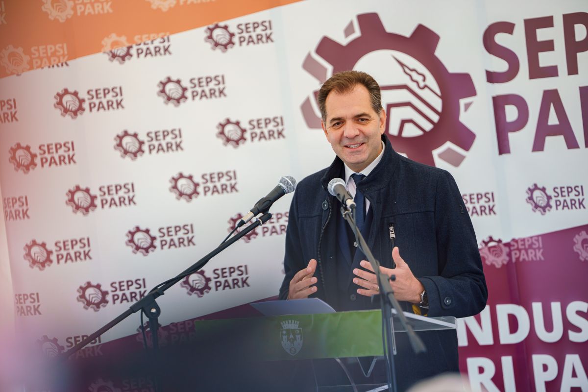 Primarul municipiului Sfântu Gheorghe, Antal Arpad: Am o veste proastă: maghiarii nu vor fugi din ţară dacă va câştiga Simion