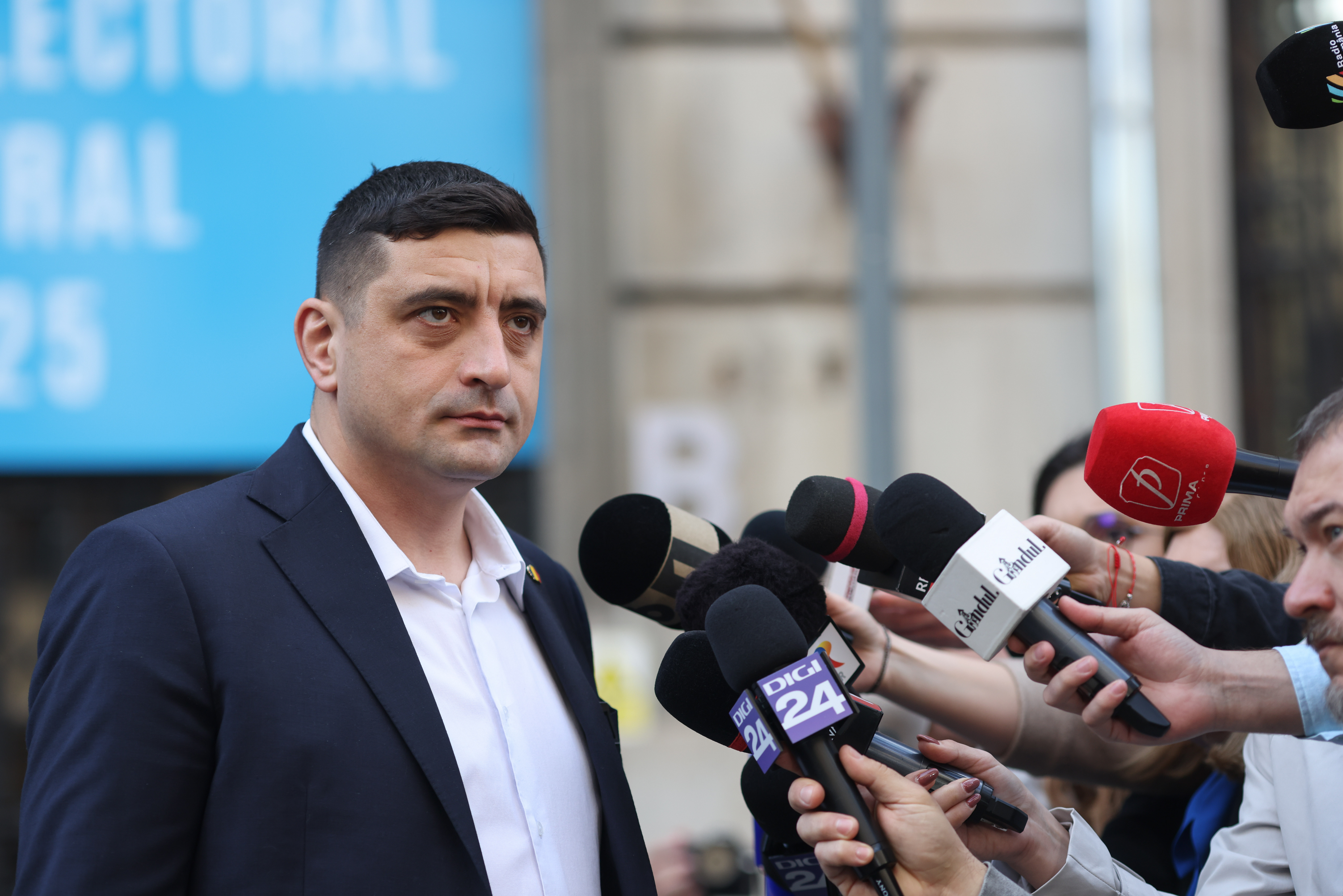 Alison Mutler: Nu accentul meu e problema, ci faptul că România riscă să piardă enorm la reconstrucția Ucrainei, dacă George Simion va fi ales președinte | Universul.net