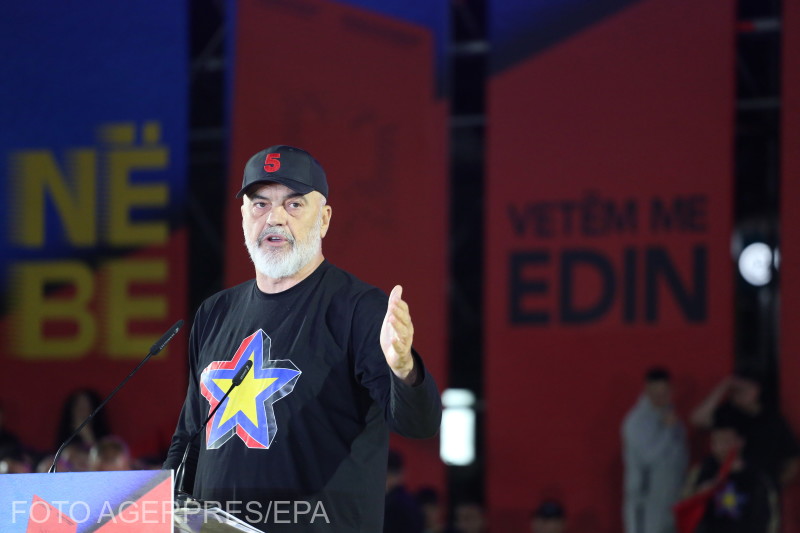 POLITICO: Maestrul electoral al lui Trump încearcă să aducă la putere opoziția albaneză
