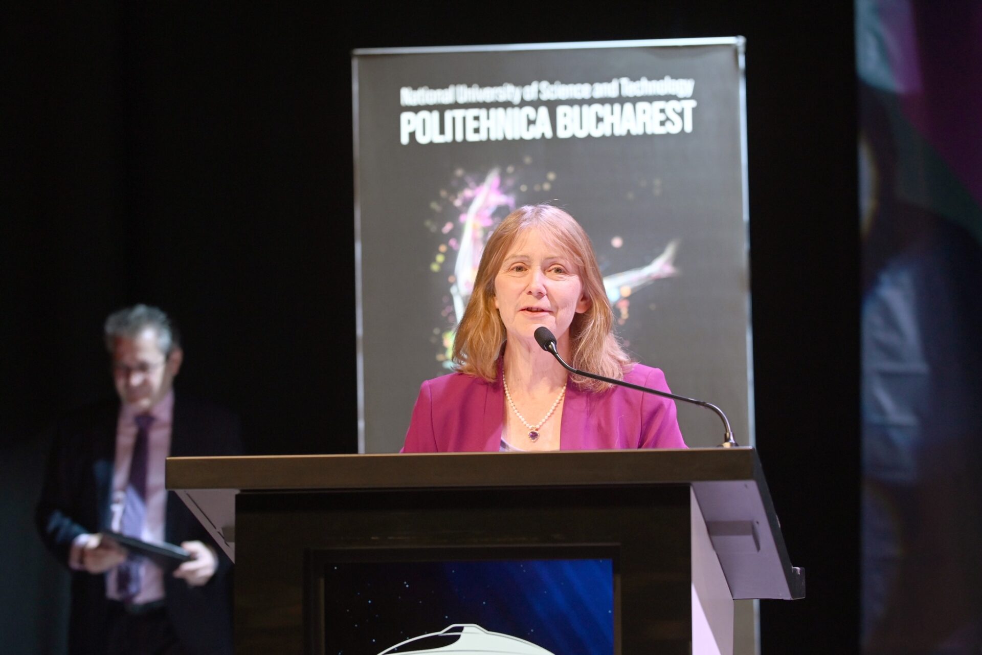 Ambasadoarea SUA la București, Kathleen Kavalec, se retrage