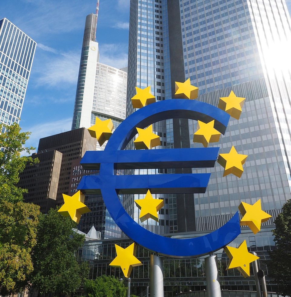Politico: UE pe punctul de a aproba intrarea Bulgariei în zona euro