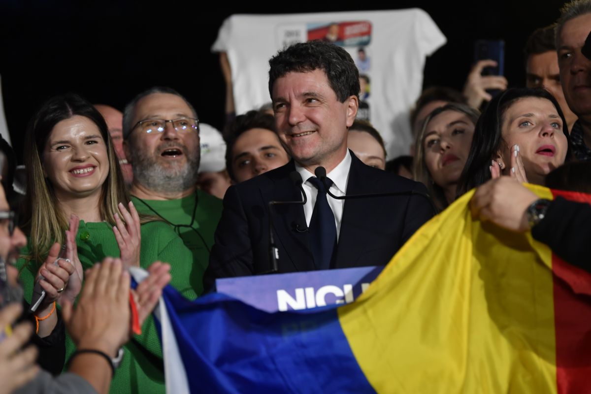 Nicușor Dan revendică victoria în alegerile prezidențiale: „Azi a câştigat o comunitate de români care vrea o schimbare profundă a României”