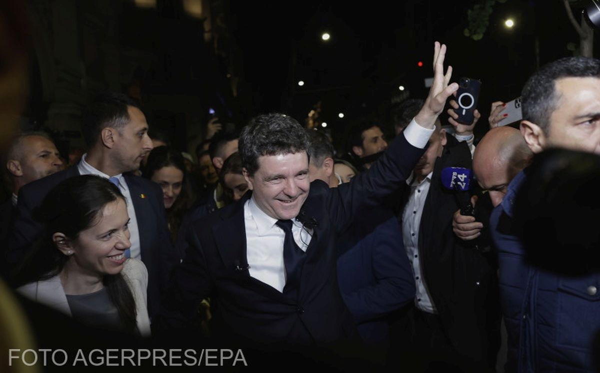 Nicușor Dan, mesaj în care le mulțumește tinerilor, femeilor, vârstnicilor, românilor de peste Prut, maghiarilor și romilor: „Avem de reparat 35 de ani și e nevoie de efortul fiecăruia”