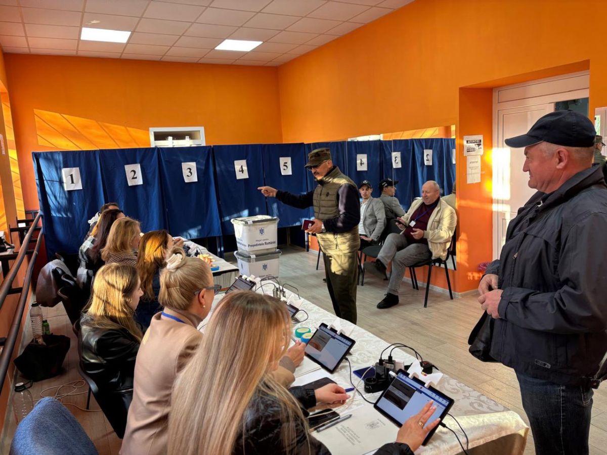 Peste 81.000 de moldoveni cu cetățenie română au votat în Republica Moldova până la ora 18.00