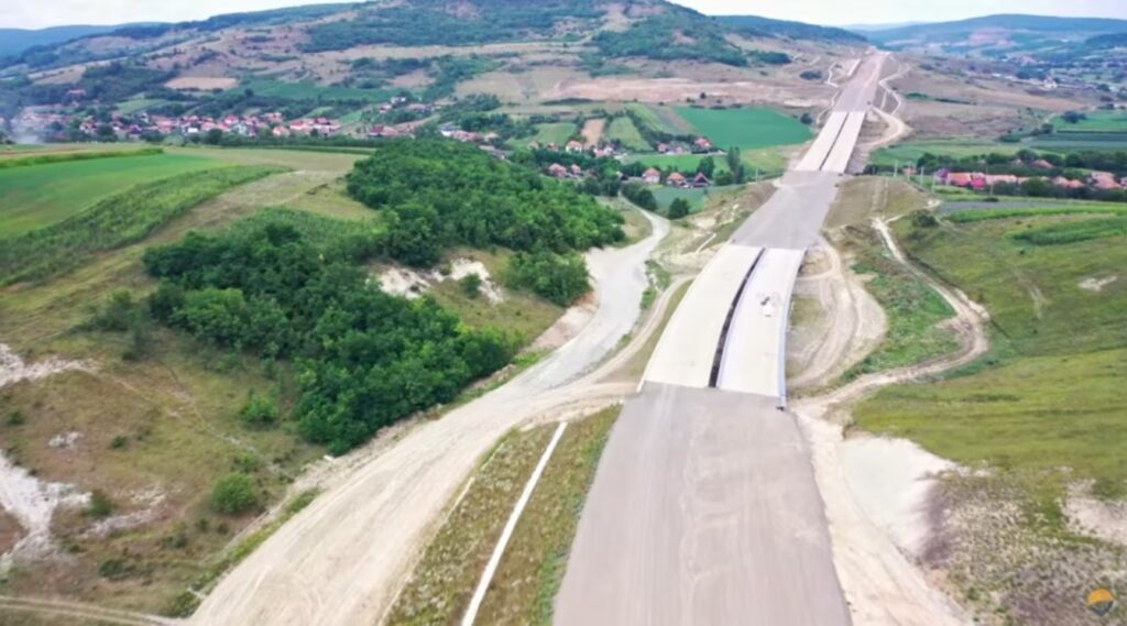 Autostrada Unirii: Săptămâna trecută nu s-a lucrat deloc la primul segment intrat în șantier