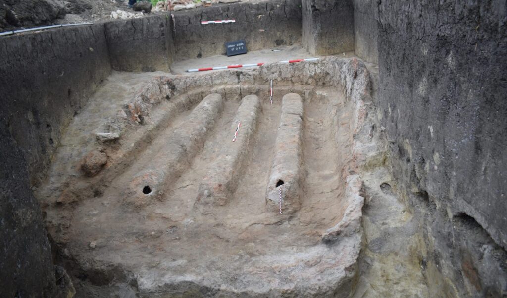 Cuptorul eneolitic de 6.000 de ani descoperit la Românești, cel mai mare din civilizația Cucuteni-Tripolia