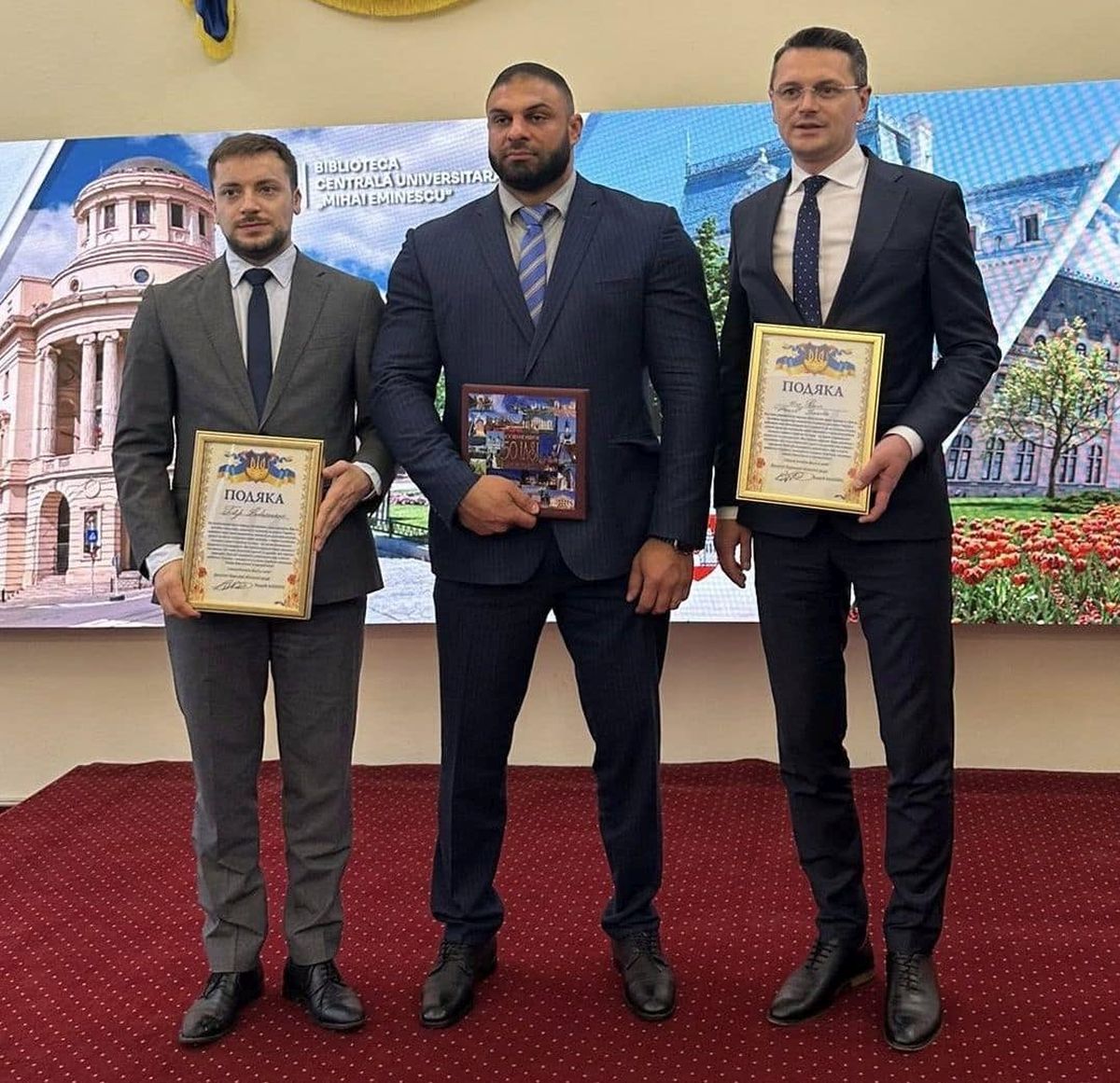 Anchetă REPORTER DE IAȘI | Culmea ipocriziei. Șeful USR Iași vrea să câștige Primăria în 2028, dar s-a angajat la clubul de fotbal finanțat de municipalitate și a pus partidul la picioarele lui Mihai Chirica