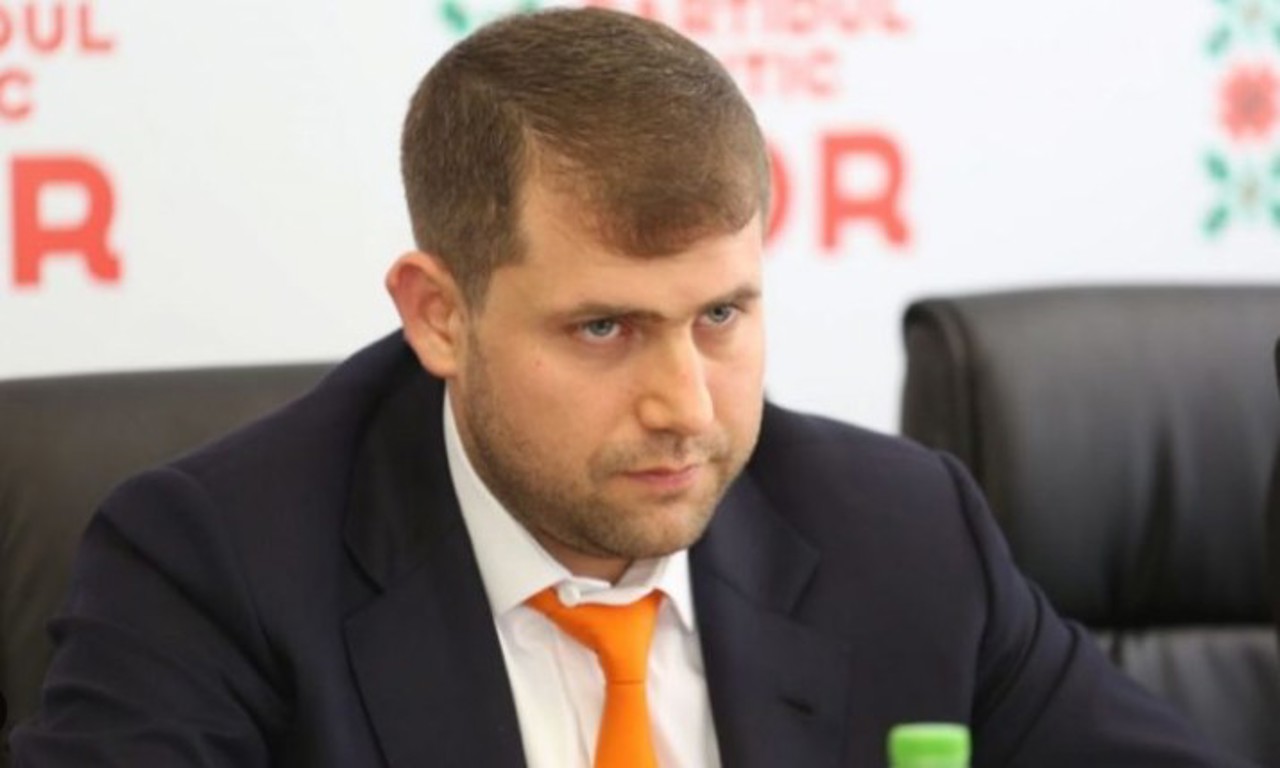 Membrii rețelei „Șor” foloseau o aplicație mobilă pentru influențarea alegerilor în Republica Moldova. Două persoane au fost reținute pentru corupere electorală