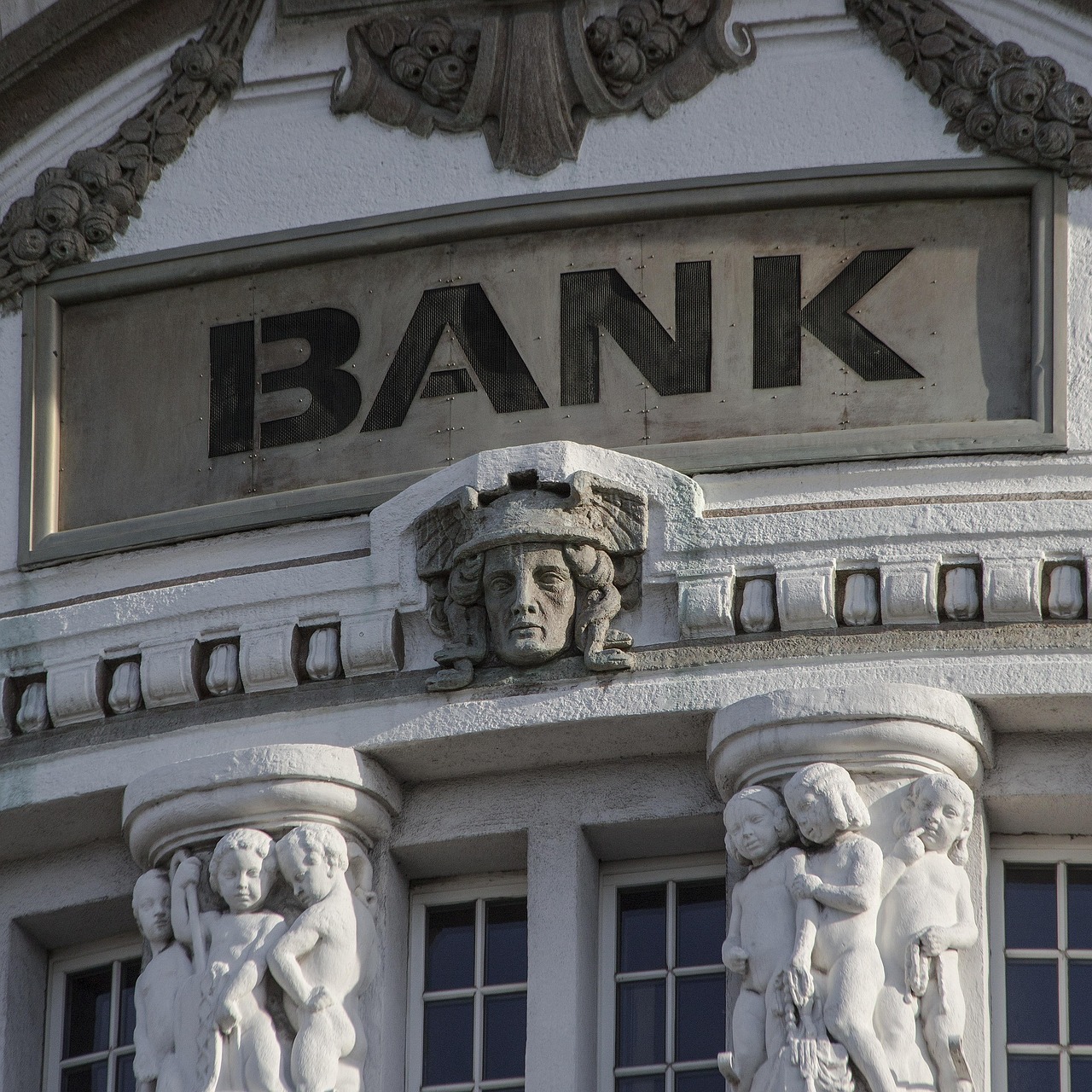 La coadă la credit: De ce România nu mai poate amâna reformele bugetare 