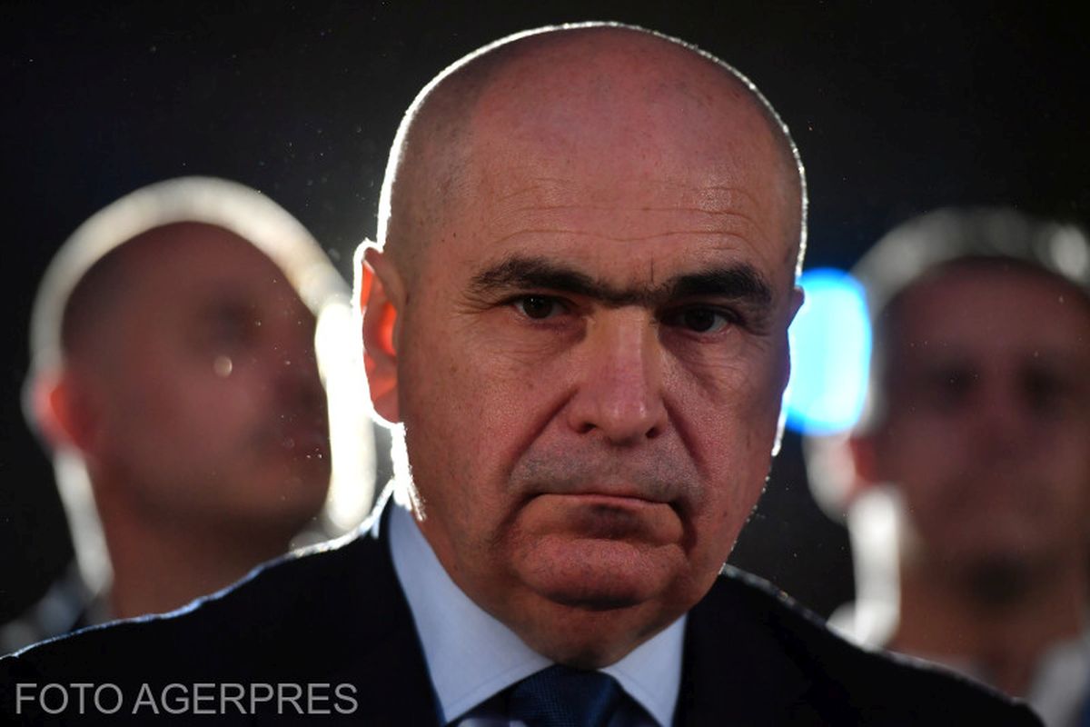 Ilie Bolojan, la congresul USR: Pregătiți să demolăm privilegii, sinecuri, să tăiem cheltuieli inutile. Foarte probabil va fi un guvern de sacrificiu