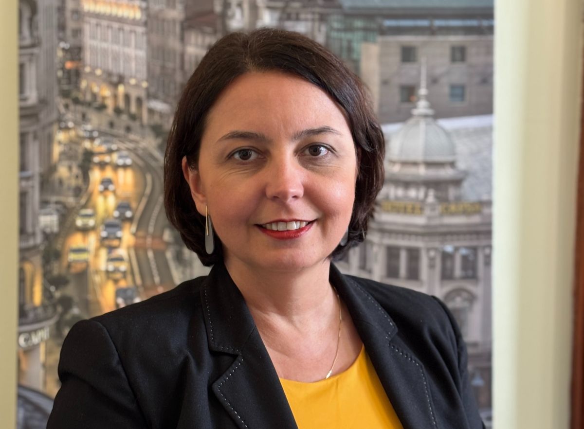 Laura Ștefan, expert anticorupție: În jurul deciziei CCR e o largă coaliție formată din politicieni și magistrați