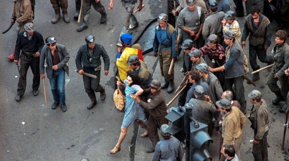 Doar 1 din 4 tineri a auzit de Mineriada din 13-15 iunie 1990. Rămâne o necunoscută și pentru mai bine de jumătate dintre locuitorii de la sate