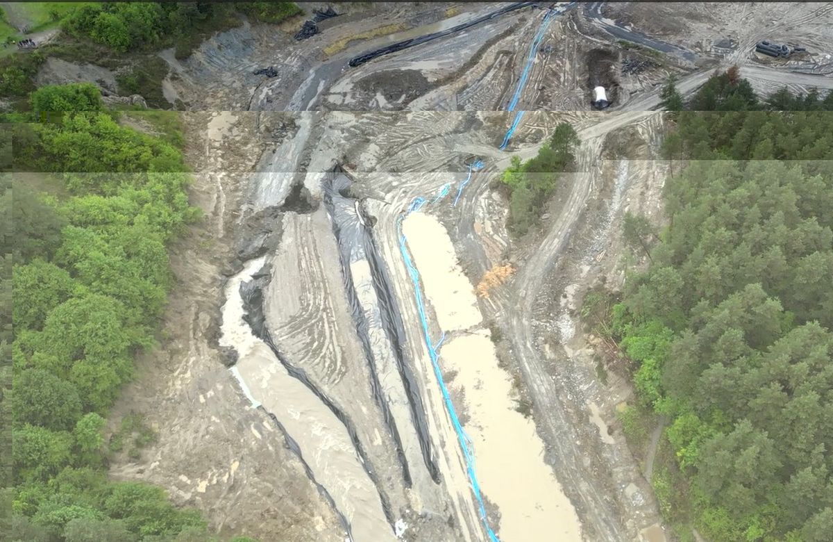 Creşterea salinităţii în Târnava Mică şi Corund, cauzată de prăbuşiri în mina veche şi lucrări efectuate de constructor