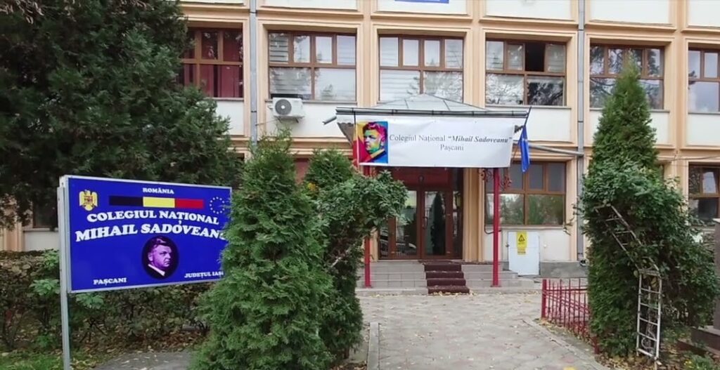 Prejudiciu de peste 500.000 de lei: contabila unui colegiu din Pașcani și-a virat ilegal bani în contul propriu