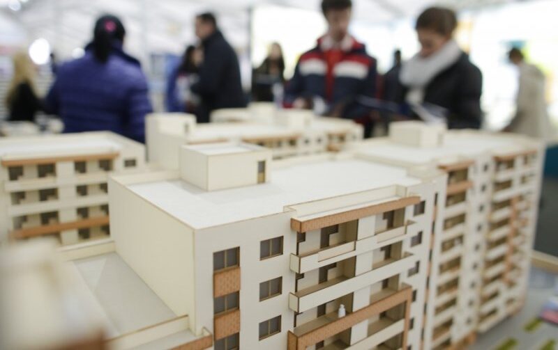 Victorie în instanță: o familie din Iași recuperează 80.000 € avans și daune pentru un apartament nou cu vicii