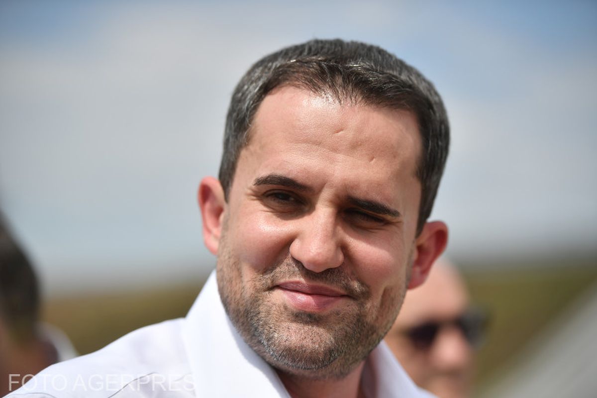 Ministrul Transporturilor, după dezvăluirile Europa Liberă: Am acceptat un flagrant pentru a proba infracțiunile comise de reprezentanții Ocolului Silvic