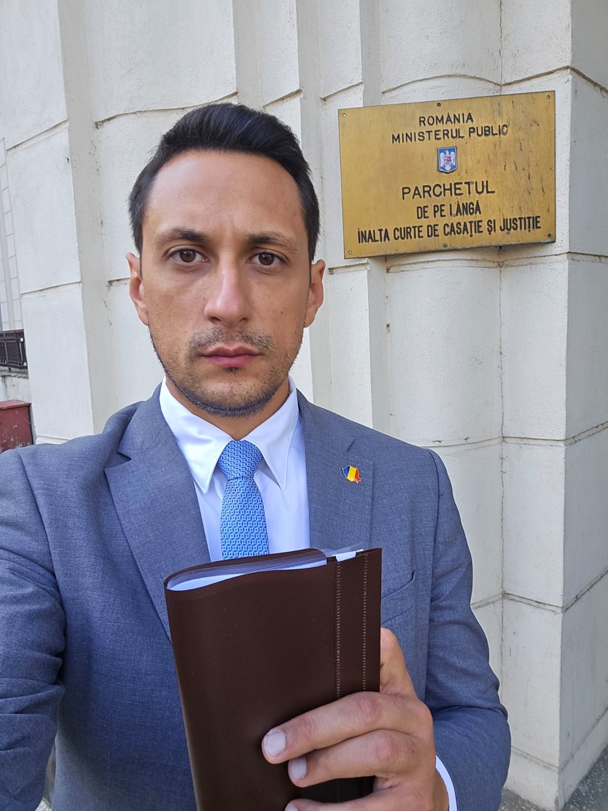 Vlad Gheorghe a depus plângere penală împotriva lui Marcel Ciolacu: “Este timpul ca cei care au distrus economia României să răspundă penal”