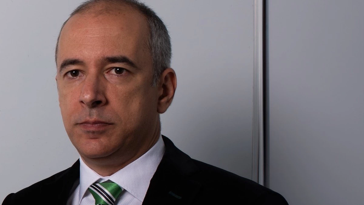 Interviu Aktual24 | Profesorul Bogdan Glăvan, despre măsurile de austeritate anunțate de guvernul Bolojan: „Astăzi, PSD este bolnavul politic al României. / Nu mă aștept la o schimbare de substanță în ceea ce privește companiile de stat”