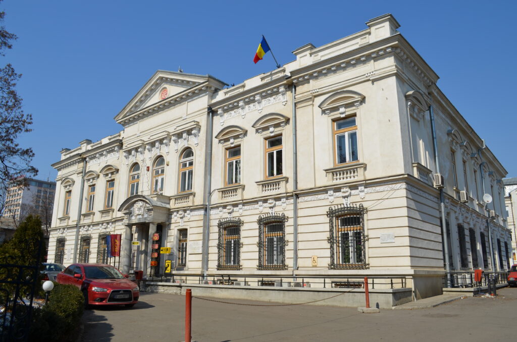 Casa Balș-Sturza din Iași, oferită spre închiriere. Monumentul aparține Poștei Române